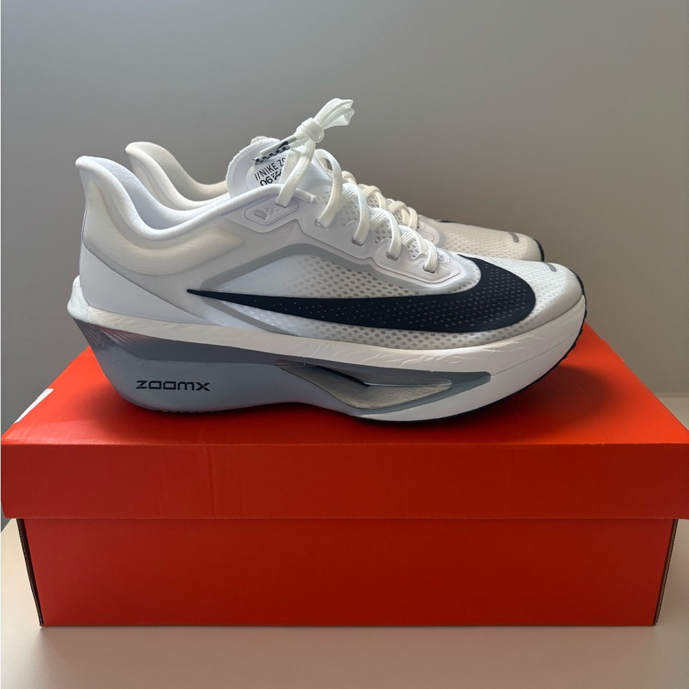 NWT Nike Zoom Fly 6 Sz 8M or 9.5W